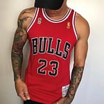 Camiseta Regata NBA Mitchell & Ness 1996/97 Vermelha - Chicago Bulls - Michael Jordan 23 - Edição Especial - The Finals - Vermelha