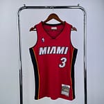 Camiseta Regata NBA Miami Heat Dwyane 3 Wade Mitchell & Ness Vermelha 2005/06