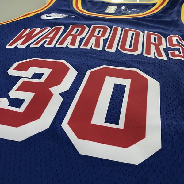 Camiseta Regata NBA Golden States Warriors Curry 30 Classic Edition Azul 2022 Nike - Imagem 15