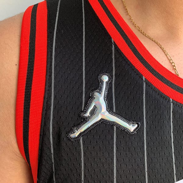 Camiseta Regata NBA Chicago Bulls Zach Lavine 8 Statement Edition Preta 2022 Jordan - Imagem 4