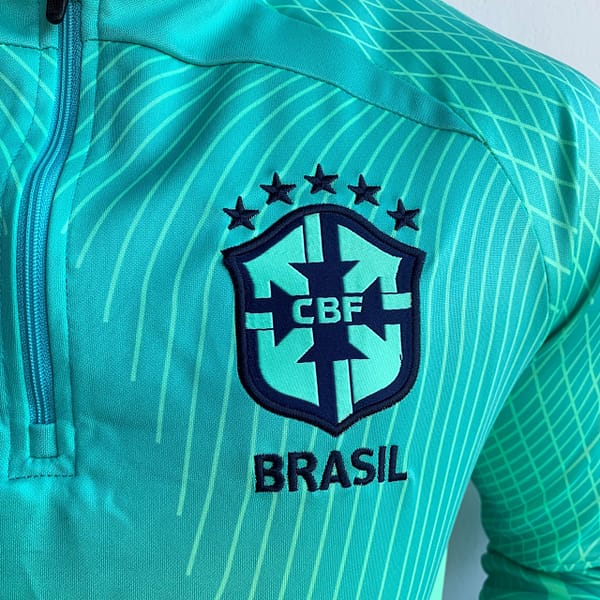 Brasil Conjunto Casaco Jaqueta e Calça Longa 2022 Nike - Imagem 3