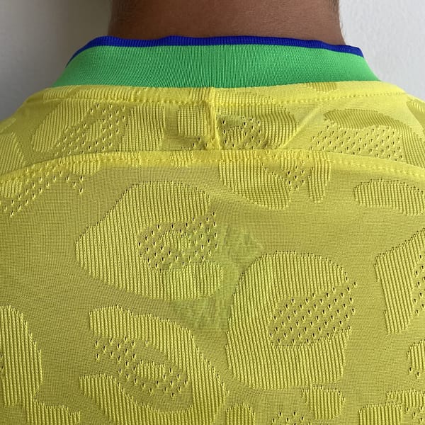Camisa Brasil Seleção Brasileira Home Amarela Jogador Copa do Mundo Catar 2022 Nike - Imagem 14