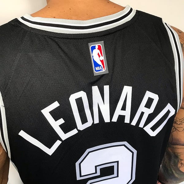 Camiseta Regata NBA Swingman San Antonio Spurs - Kawhi Leonard 2 - Icon Edition Preta Nike - Imagem 10