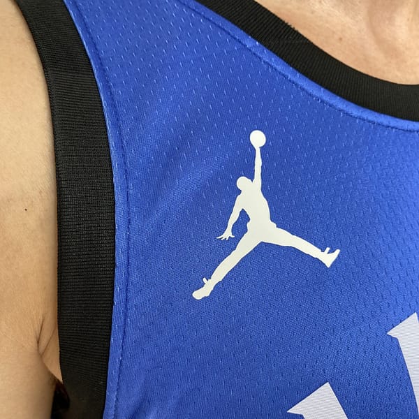 Camiseta Regata Basquete NBA All-Star Game "Team LeBron" Statement Edition LeBron James 6 2023 Azul Nike - Imagem 3