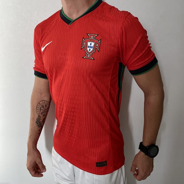 Camisa Seleção Portugal Home Jogador EuroCopa 2024 Nike - Imagem 7