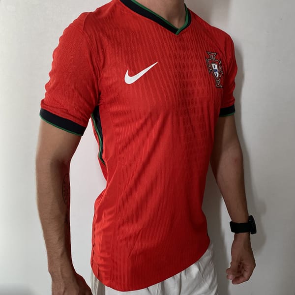 Camisa Seleção Portugal Home Jogador EuroCopa 2024 Nike - Imagem 8