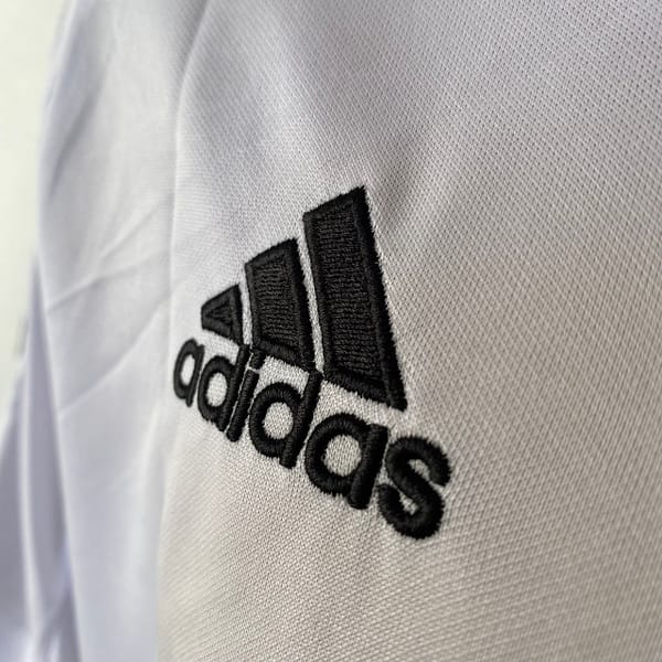 Camisa Retrô Real Madrid Home 2003/2004 - Beckham 23 - Adidas Branca - Imagem 5