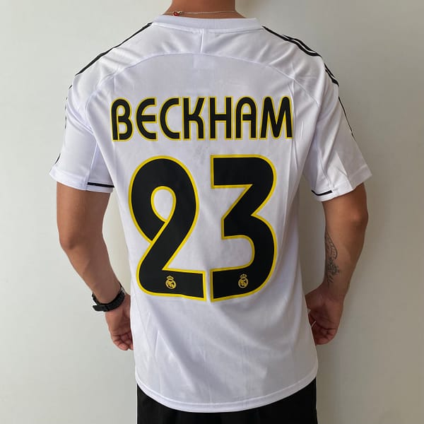 Camisa Retrô Real Madrid Home 2003/2004 - Beckham 23 - Adidas Branca - Imagem 14