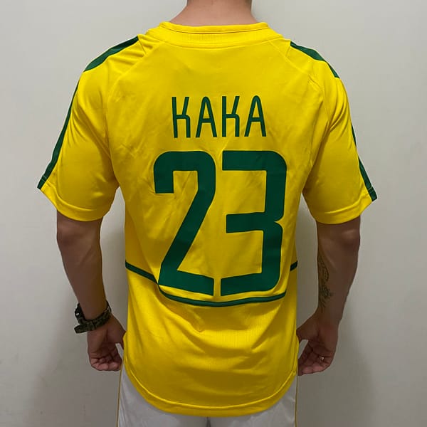 Camisa Retrô Clássica Seleção Brasileira Brasil 2002 - Ronaldo 9 - Nike - Amarela - Imagem 24