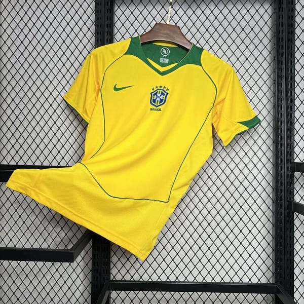 Camisa Retrô Clássica Seleção Brasileira Brasil – Nike – Ronaldinho 10 – Amarela – 2004 – Total 90 - Imagem 16