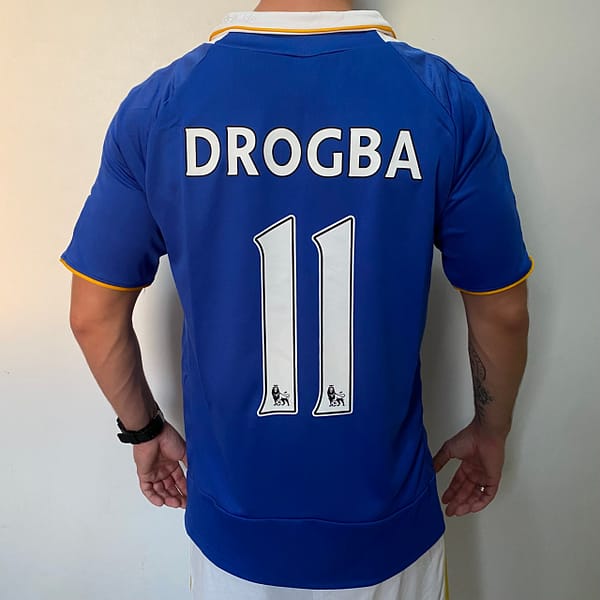 Camisa Retrô Chelsea Home Didier Drogba 11 - Final Champions League - 2007/08 Azul Adidas - Imagem 12