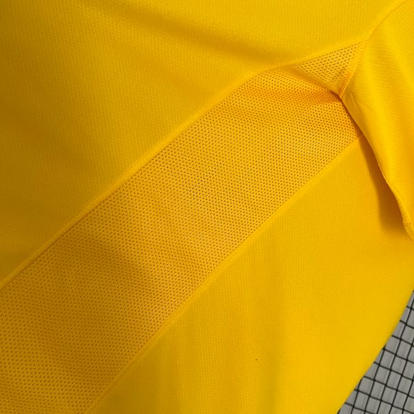 Camisa Retrô Clássica Seleção Brasileira Home - Brasil Amarelo – 2010/11 Nike - Imagem 6