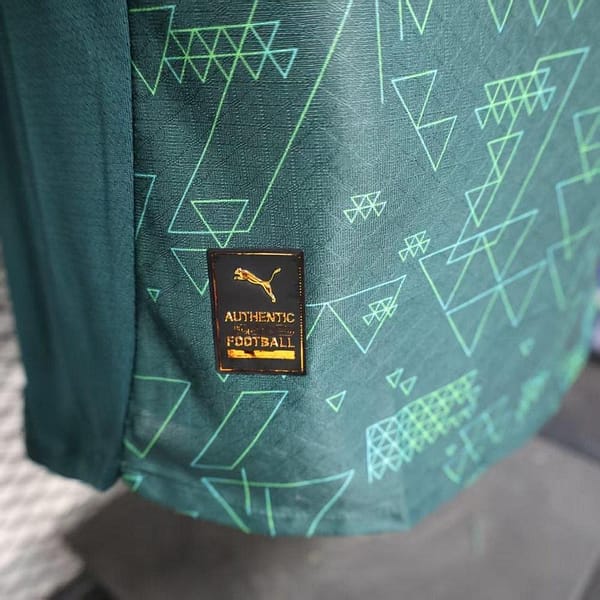 Camisa Manchester City 4Th Versão Jogador 25/2026 Puma - Imagem 3