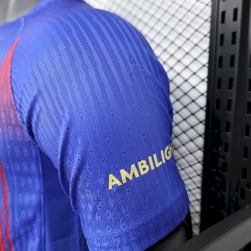 Camisa Barcelona Home Versão Jogador 2025/2026 - Nike - Azul Grená - Imagem 3